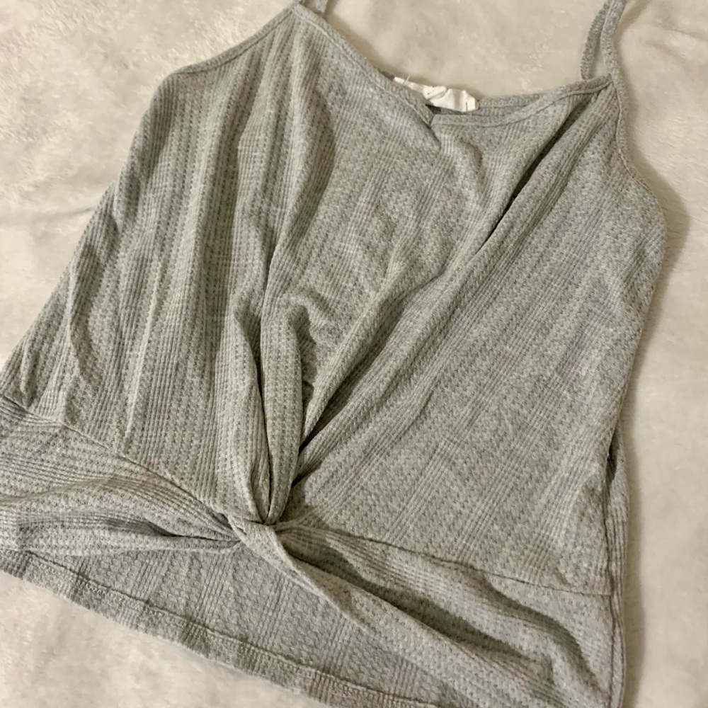 Grey tank top